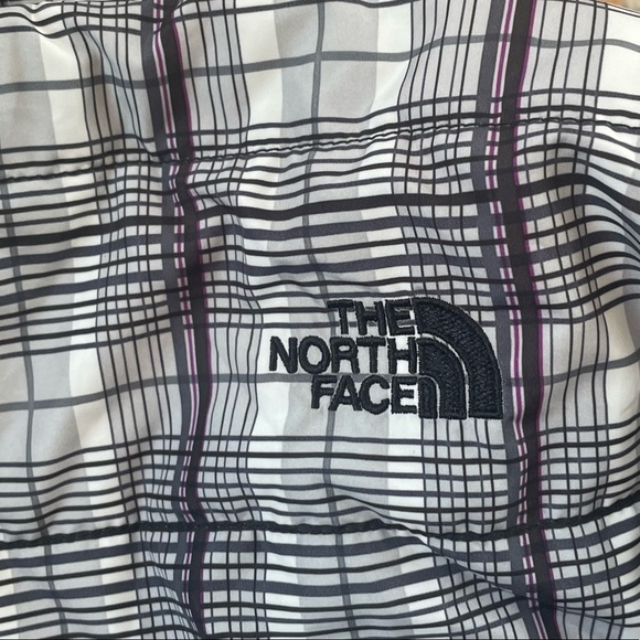 Women's The North Face Plaid Inner Liner Zip Up Jacket - Picture 4 of 9